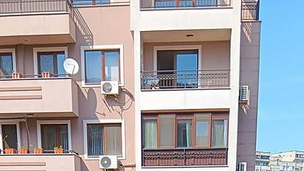 Нов модерен двустаен апартамент в Тракия