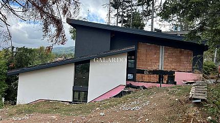 New detached house with contemporary design in Dragalevtsi