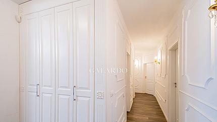 Exceptional spacious 3 bedroom property in a prestigious complex