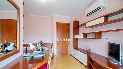 Spacious apartment with a prestigious location in Ivan Vazov district, meters from Vitosha Blvd.