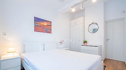 Neat 2-bedroom apartment in Top Center, on G. Benkovski Street