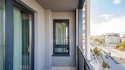 Luxury three-bedroom apartment with garage and Vitosha view in Manastirski Livadi – East