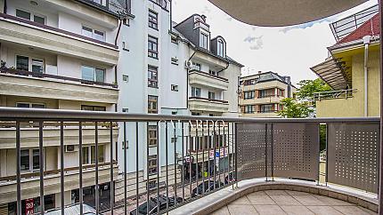 Furnished two-bedroom apartment near South Park and metro, Lozenets