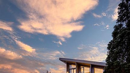 Designer house with unparalleled architecture and location