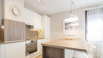 Обзаведен двустаен апартамент за продажба в затворен комплекс в кв.Симеоново