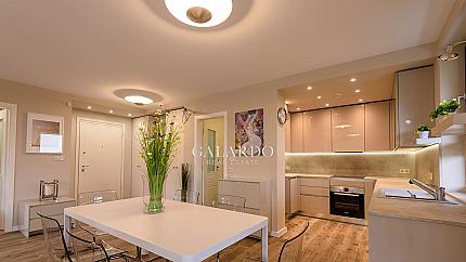 Luxury two-bedroom apartment for rent with panoramic views in Simeonovo