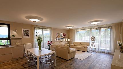 Luxury two-bedroom apartment for rent with panoramic views in Simeonovo