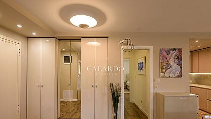 Luxury two-bedroom apartment for rent with panoramic views in Simeonovo