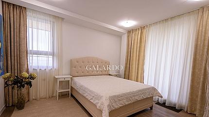 Luxury two-bedroom apartment for rent with panoramic views in Simeonovo