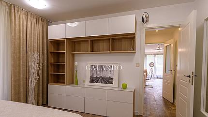 Luxury two-bedroom apartment for rent with panoramic views in Simeonovo