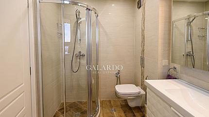 Luxury two-bedroom apartment for rent with panoramic views in Simeonovo