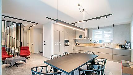 Модерна луксозна къща в затворен комплекс в полите на планина Лозен