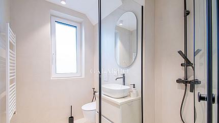 Модерна луксозна къща в затворен комплекс в полите на планина Лозен