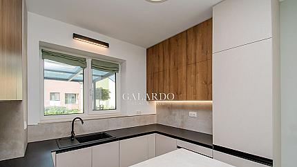 Обзаведена къща с 5 спални в Резиденшъл парк Лозен