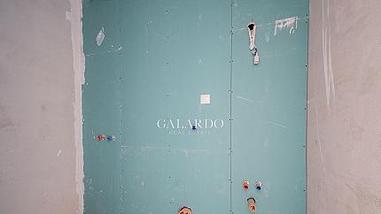 Слънчев апартамент с една спалня и собствен двор в затворен комплекс в кв. Бояна