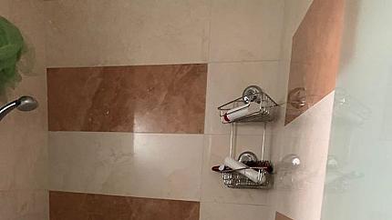 Тристаен обзаведен апартамент в Бояна