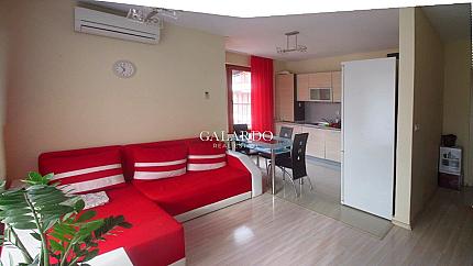 Тристаен обзаведен апартамент в  к-с Ботаника, кв. Драгалевци