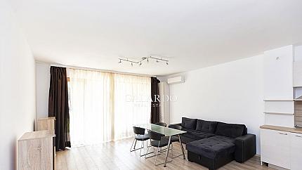 Тристаен апартамент със собствен двор в кв. Драгалевци