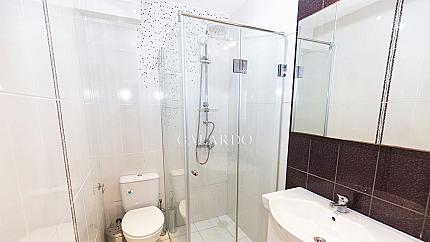 Тристаен апартамент със собствен двор в кв. Драгалевци