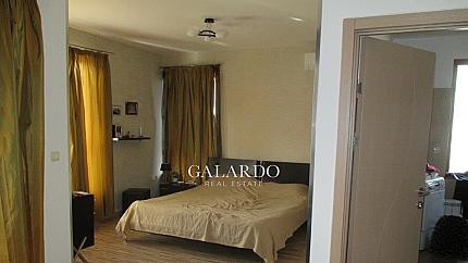 Мезонет в затворен комплекс