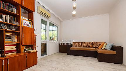 Двустаен апартамент до Събота Пазара