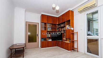 Двустаен апартамент до Събота Пазара