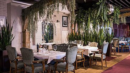 Работещ луксозен ресторант с наемател