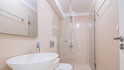 Four-bedroom apartment near James Bourchier metro station