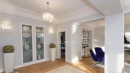 Елегантен апартамент в класически стил под наем в Център