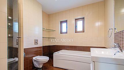 Spacious House in the Neighborhood of Krastova Vada