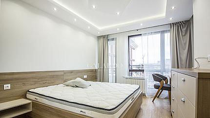 Луксозен апартамент с 3 спални в Младост 4