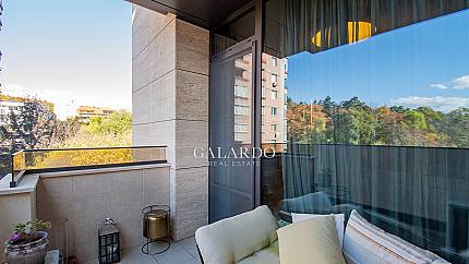 Елегантен апартамент с две спални под наем в кв. Изгрев