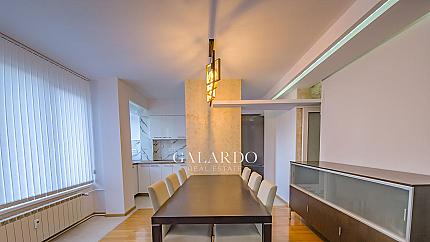 Cozy spacious apartment with garage near Novotel Plovdiv