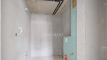 Четиристаен апартамент на две нива за продажба в кв. Дианабад