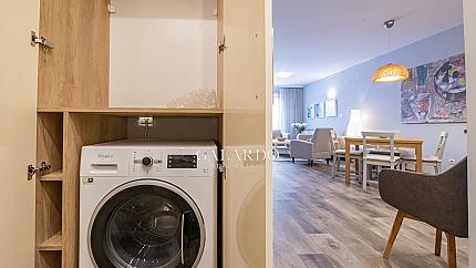 Двустаен апартамент за продажба в затворен комплекс в кв. Симеоново