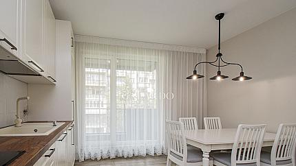 Луксозно обзаведен тристаен апартамент под наем в жк.Дианабад