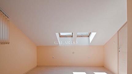 Тристаен апартамент в кв. Драгалевци