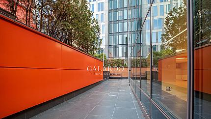 Еднопространствен офис в бизнес сграда в Лозенец