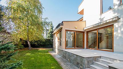 Spacious House in the Neighborhood of Krastova Vada