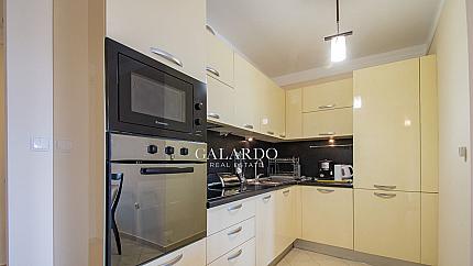 Spacious apartment next to James Boucher Metro Station