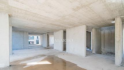 Уникален 4-стаен апартамент за продажба