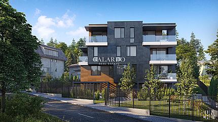 Стилен апартамент с двор в бутикова сграда в кв. Драгалевци