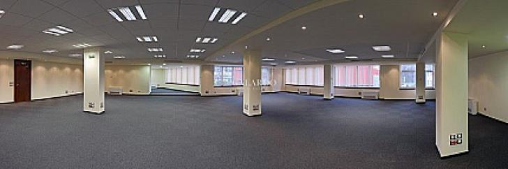 Еднопространствен офис в бизнес сграда в Лозенец