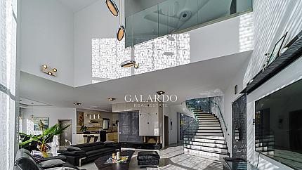 New designer house with furniture and yard, v.z. Bunker