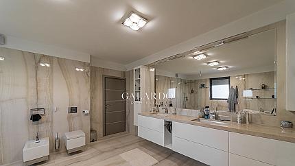 New designer house with furniture and yard, v.z. Bunker