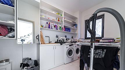 New designer house with furniture and yard, v.z. Bunker