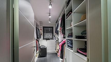 New designer house with furniture and yard, v.z. Bunker