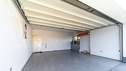 New designer house with furniture and yard, v.z. Bunker