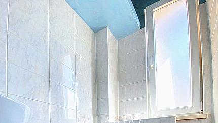 Просторен апартамент в сърцето на София