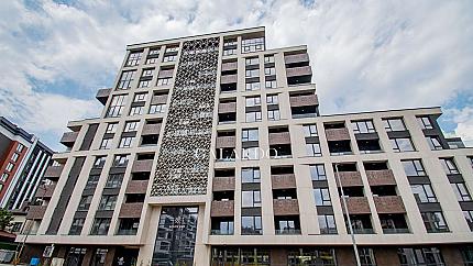 Двустаен апартамент със собствен двор в SouthEnd Residence